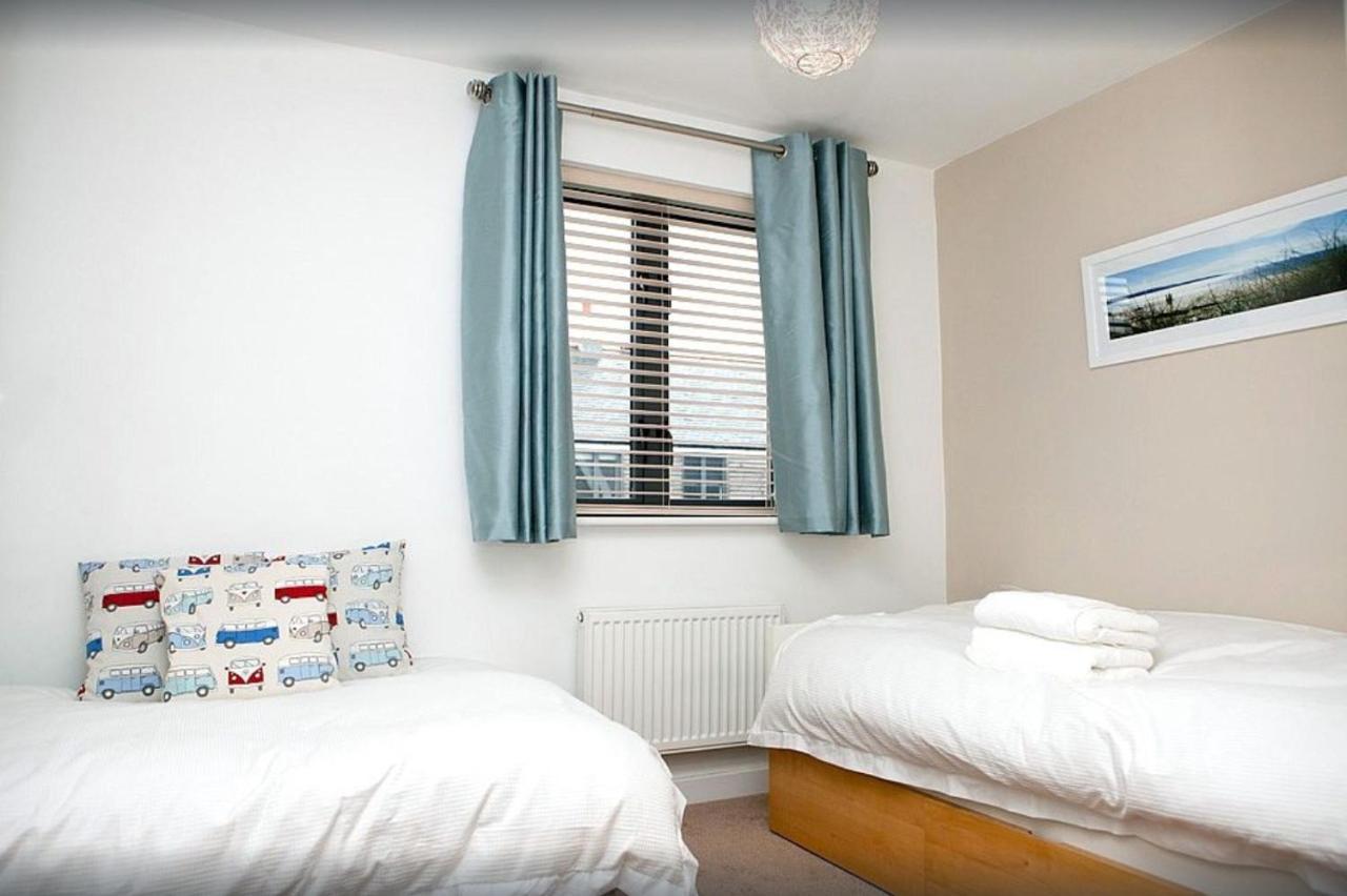 סנט אוסטל Fabulous House Very Near Charlestown Harbour מראה חיצוני תמונה